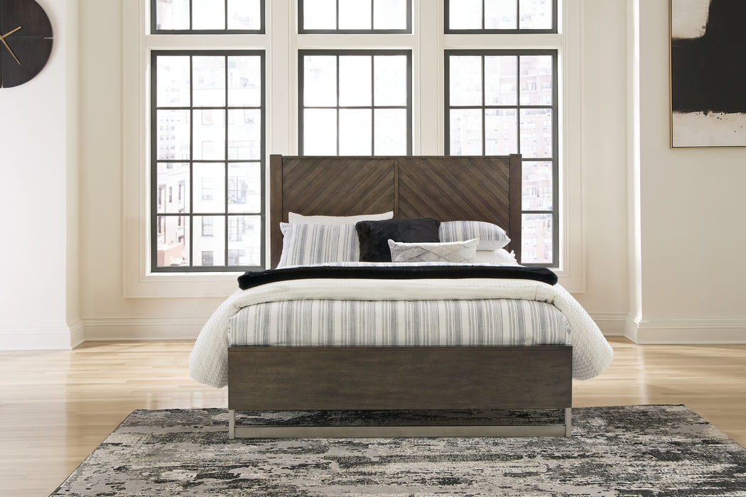 Arkenton Panel Bed