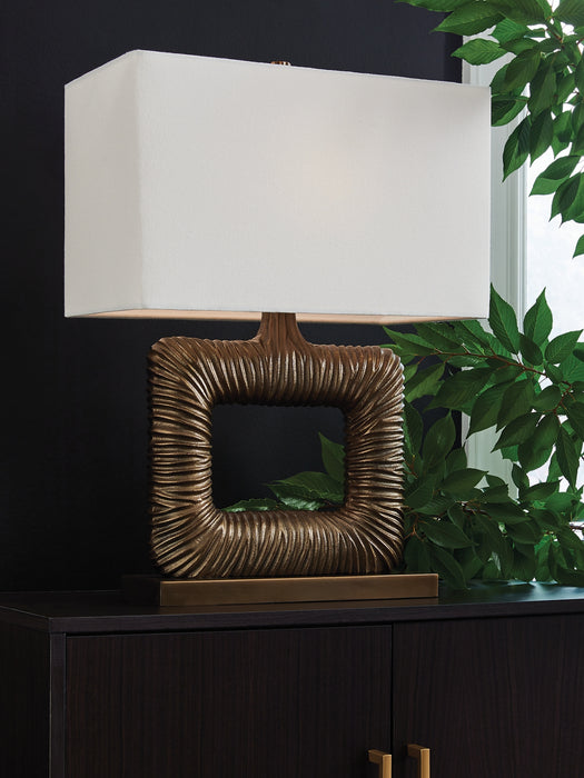 Garronby Metal Table Lamp (1/CN)