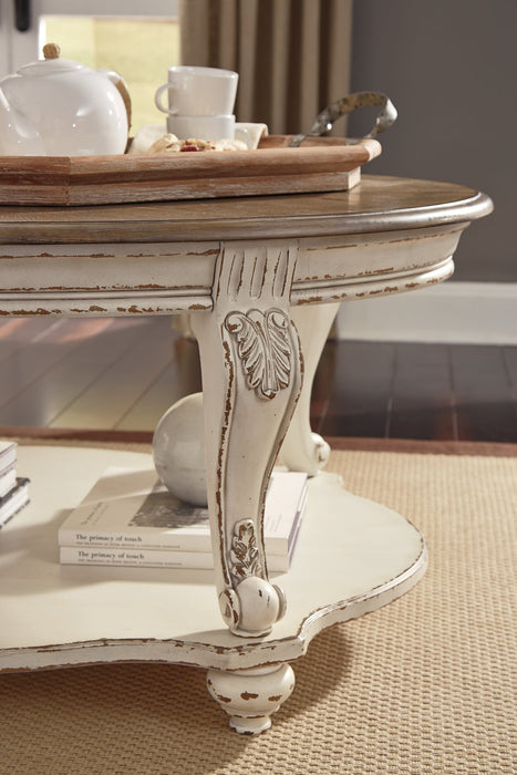 Realyn Coffee Table with 2 End Tables Homeline Furniture