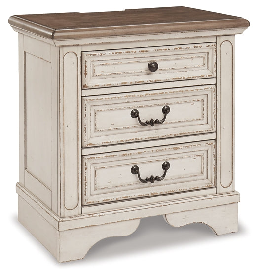 Realyn Queen Upholstered Panel Bed with Mirrored Dresser and 2 Nightstands Homeline Furniture