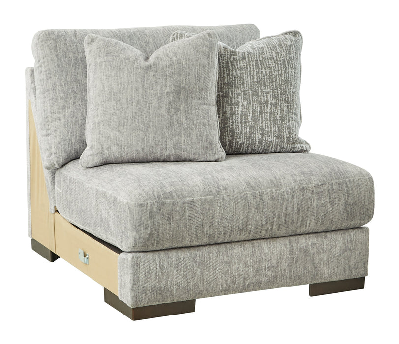Regent Park 4-Piece Sectional with Ottoman Homeline Furniture