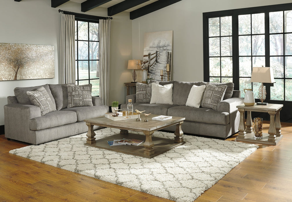 Soletren Sofa and Loveseat Homeline Furniture