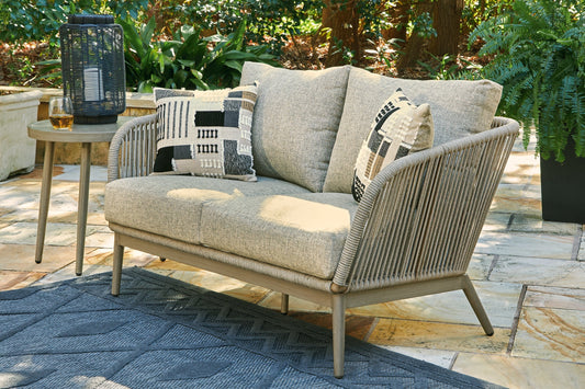 Swiss Valley Loveseat w/Cushion Homeline Furniture