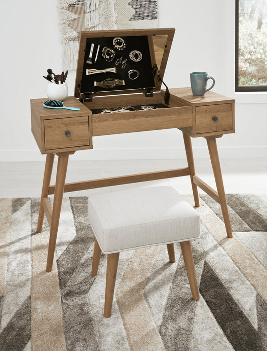 Thadamere Vanity/UPH Stool (2/CN) Homeline Furniture
