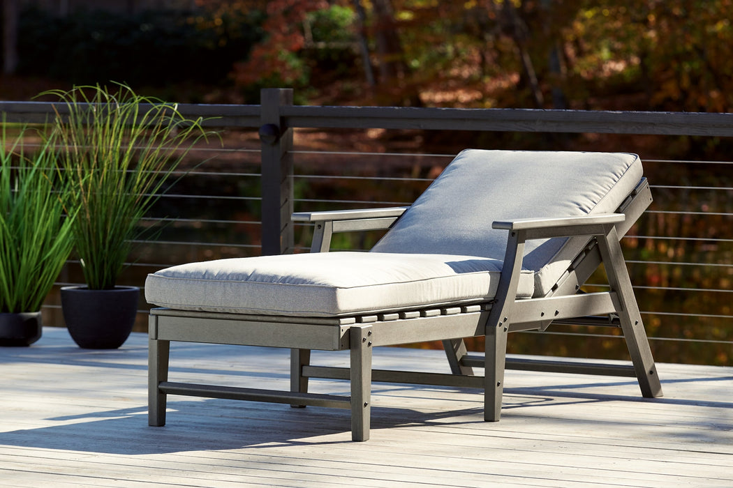 Visola Chaise Lounge with Cushion Homeline Furniture