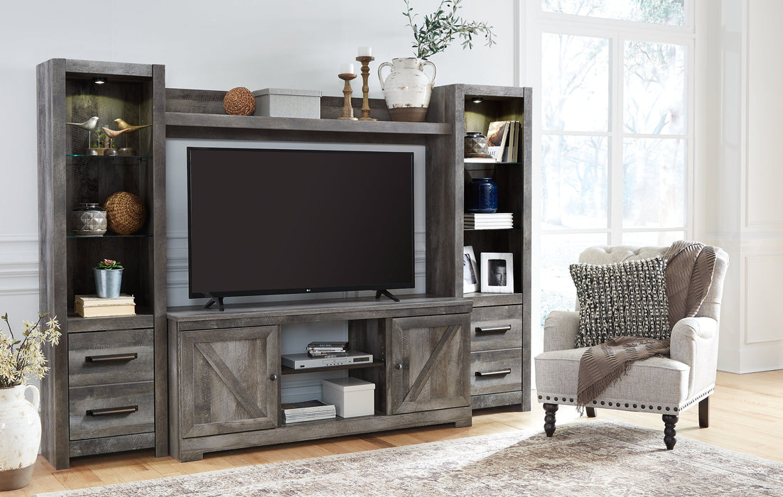 Wynnlow 4-Piece Entertainment Center Homeline Furniture