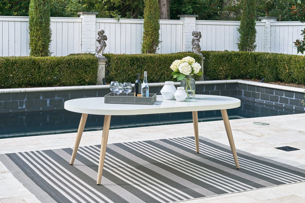 Seton Creek Outdoor Dining Table and 4 Chairs