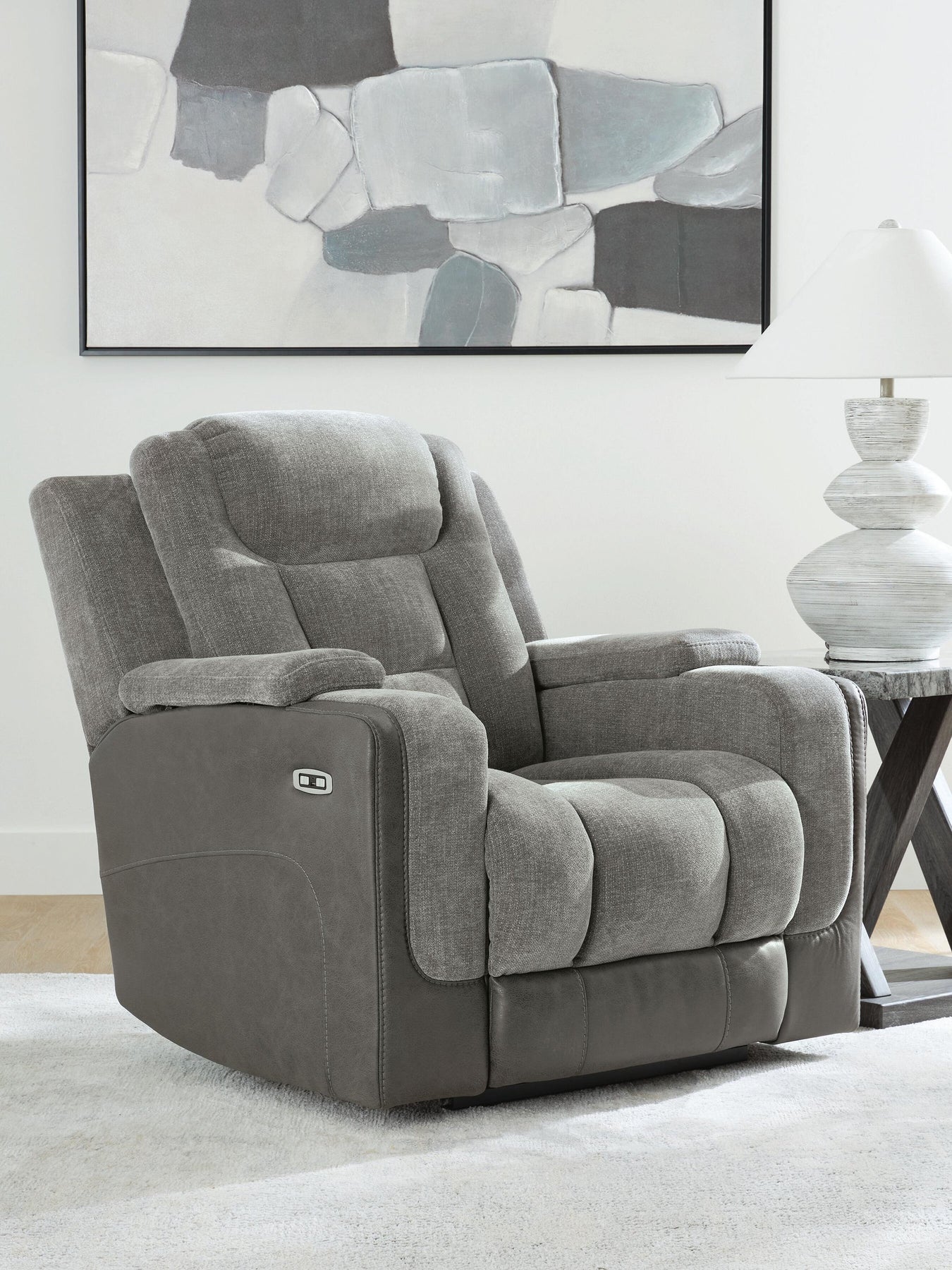 Living Room > Recliners