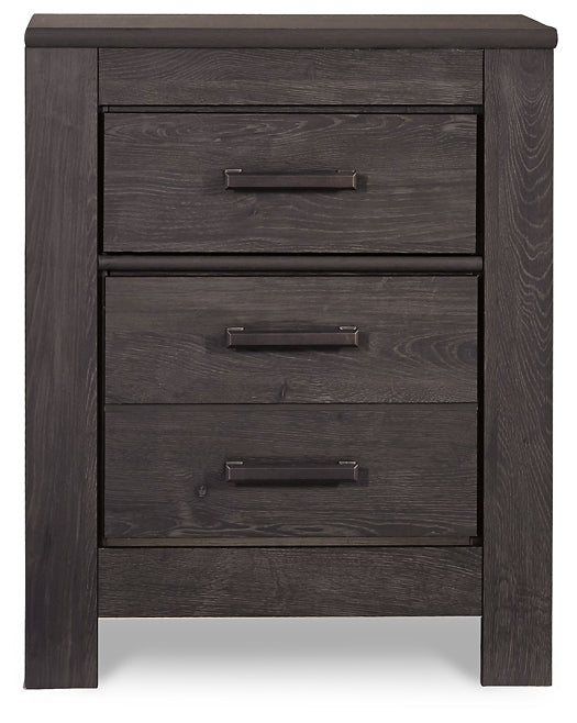 Brinxton King Panel Bed with Mirrored Dresser and Nightstand Homeline Furniture
