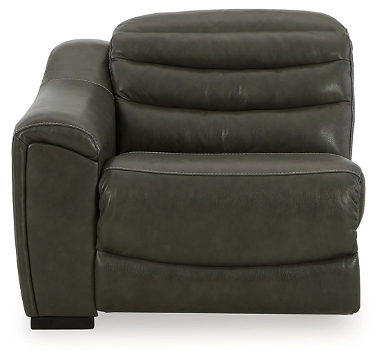 Center Line 3-Piece Sectional with Recliner Homeline Furniture