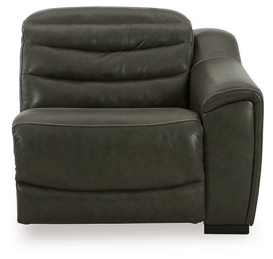 Center Line 3-Piece Sectional with Recliner Homeline Furniture