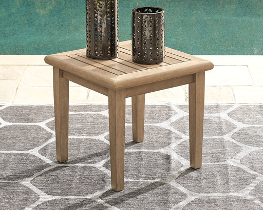 Gerianne Square End Table Homeline Furniture