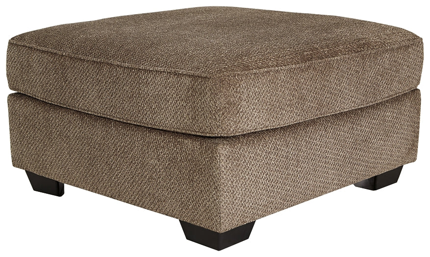 Graftin 3-Piece Sectional with Ottoman Homeline Furniture