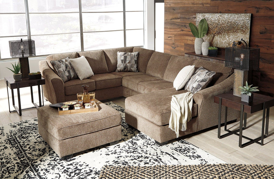 Graftin 3-Piece Sectional with Ottoman Homeline Furniture