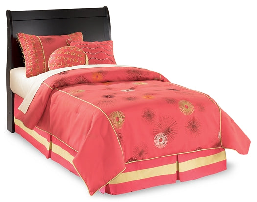 Huey Vineyard Twin Sleigh Headboard with Mirrored Dresser and Chest Homeline Furniture