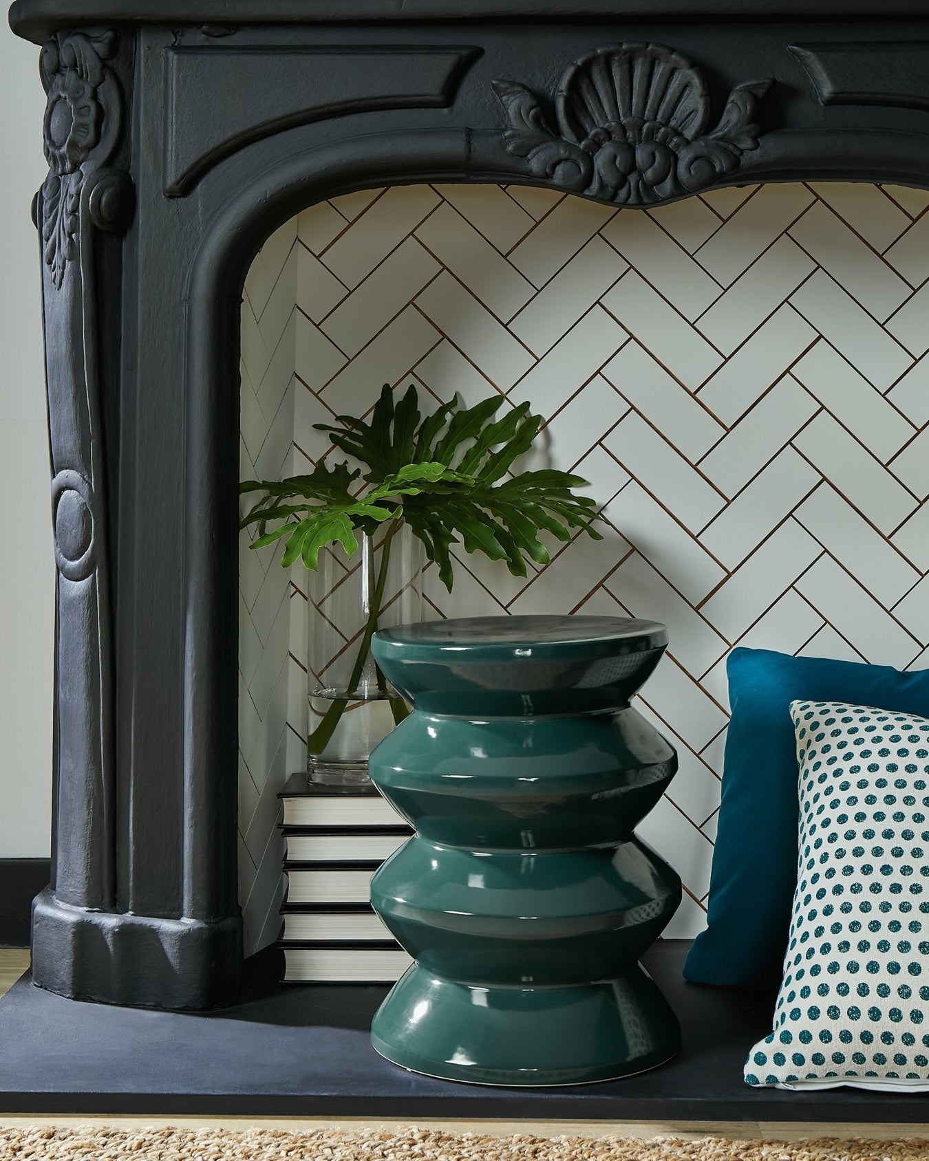 Living Room > Occasional > Stools