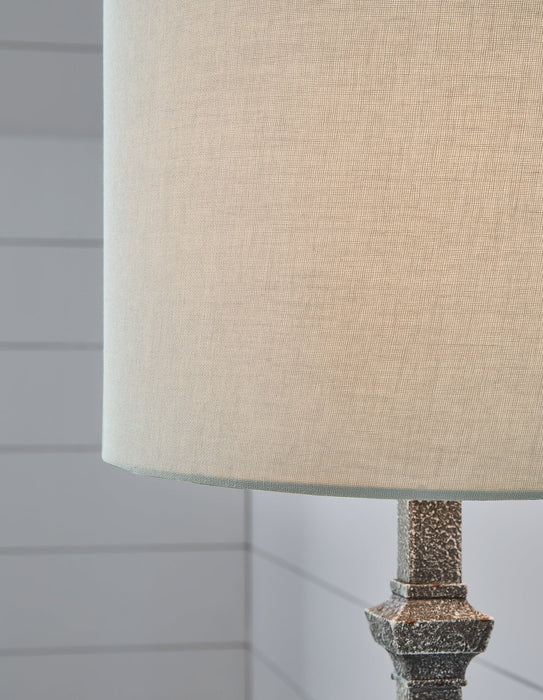 Oralieville Poly Accent Lamp (1/CN) Homeline Furniture