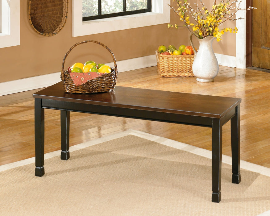 Owingsville Dining Table and 4 Chairs and Bench Homeline Furniture